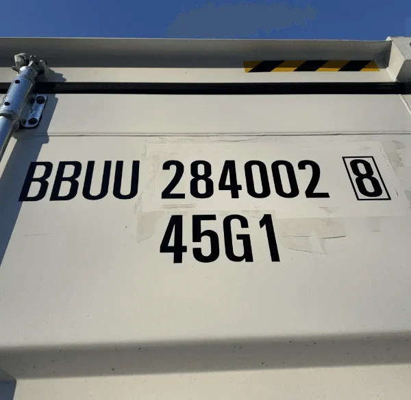 24 x 8 x 9.5 High Cube new shipping storage container