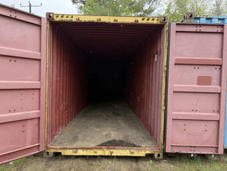 40 x 8 x 9.5 Used Shipping / Storage Container